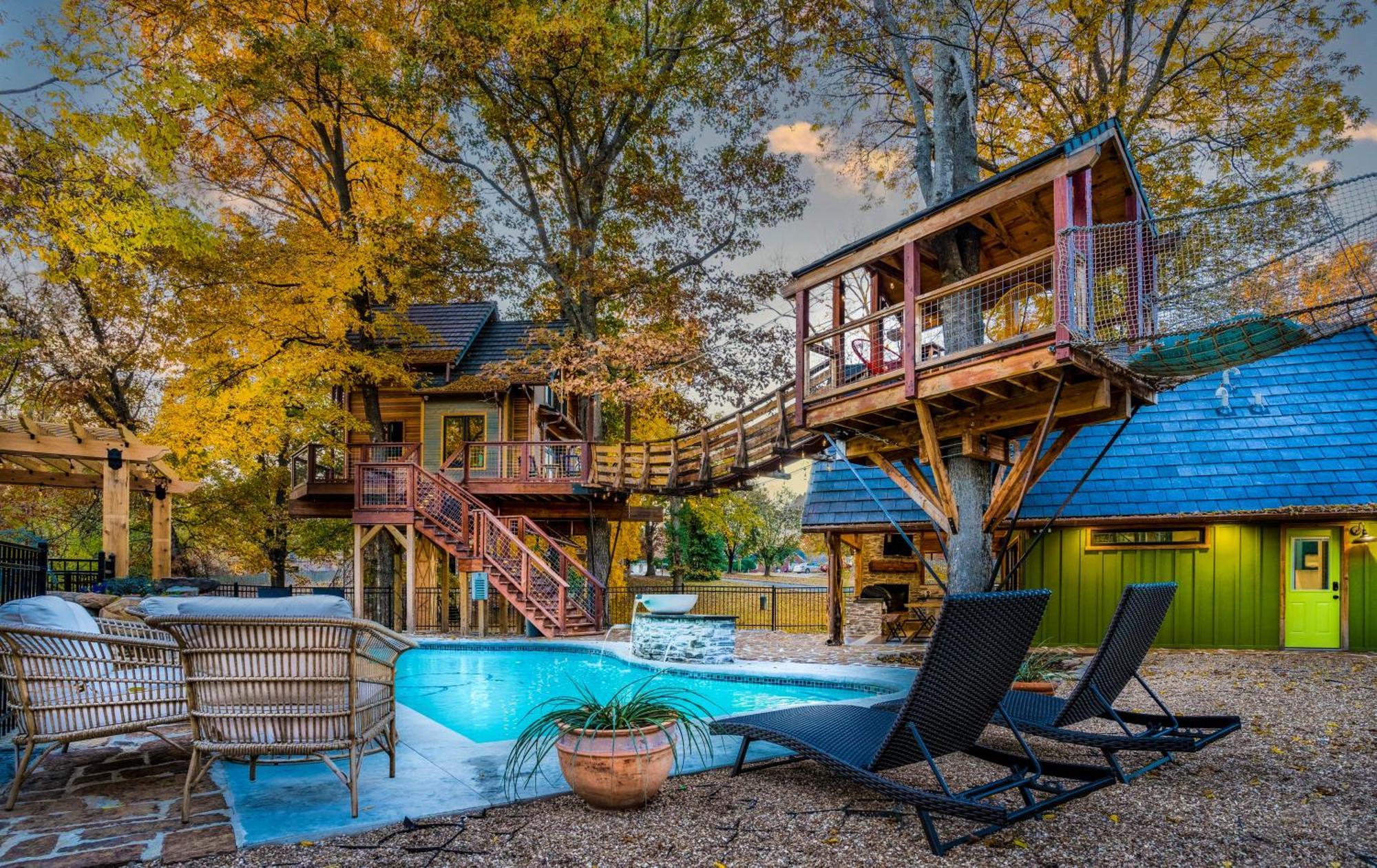 The Tree House In בנטונוויל מראה חיצוני תמונה